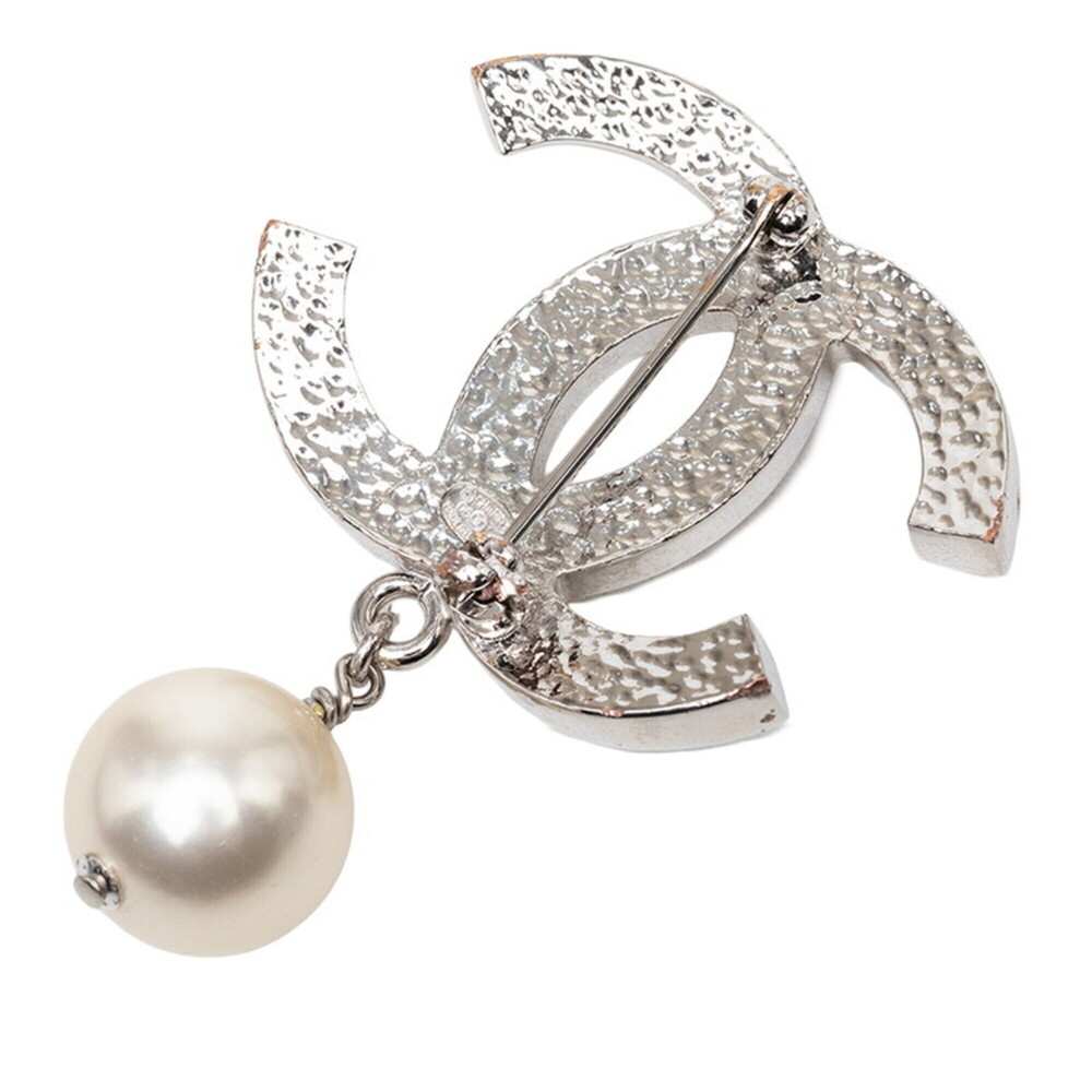 CHANEL Silver Pearl Logo Brooch - Picture 2 of 3